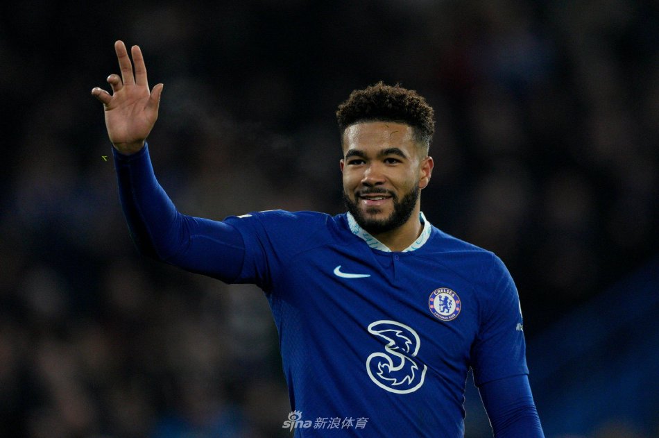 话更像是一 话更像是一