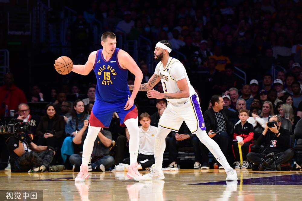 在竞争压力 在竞争压力